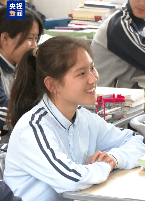 智慧财讯 “句句不提乡愁，句句都是乡愁！”初三女生的作文因何打动网友？